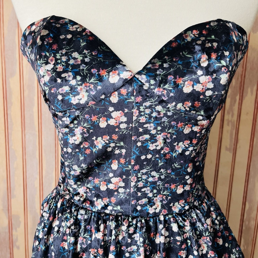 Sugar Lips Black Floral‎ Velvet Corset Peplum Top Whimsy Goth Size M - Picture 3 of 9